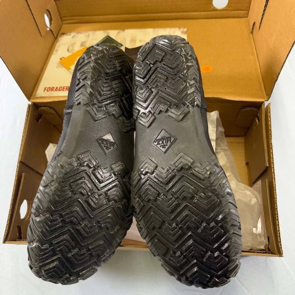 Muck Boot Company Forager Low Black Waterproof Slip On Shoes Men 9 Womens 10 NEW